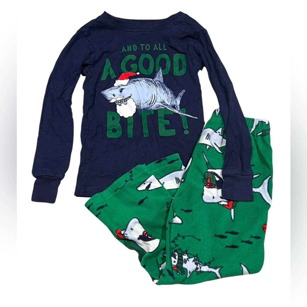 Carter’s Boys Christmas Shark Pajamas Set 4T